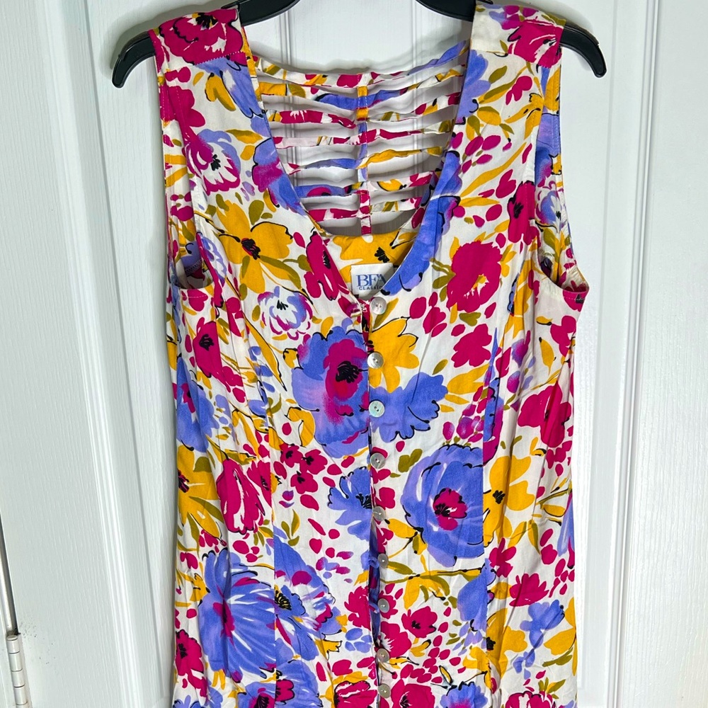 Sleeveless Dress